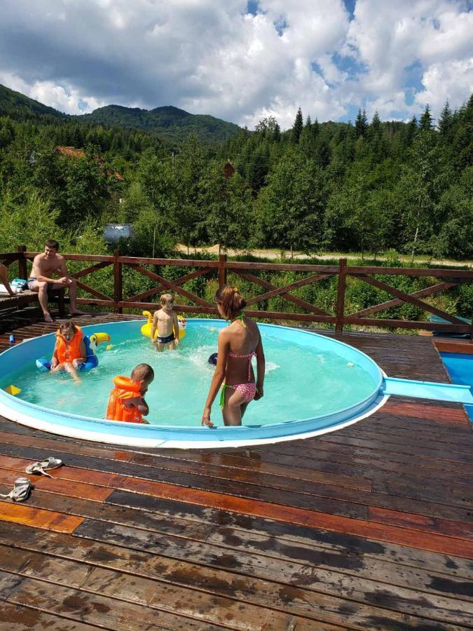 Edelweiss Carpathians Migovo Hotel Kültér fotó