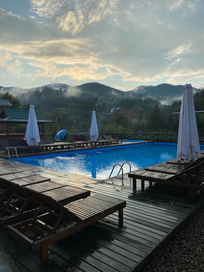 Edelweiss Carpathians Migovo Hotel Kültér fotó